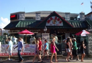 Picture of the Put-in-Bay Restaurants Mr. Ed's