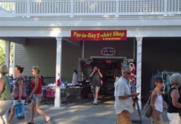 Photo of Put-in-Bay T Shirt Shop Shopping