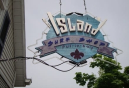 Picture of Surf Shop Put-in-Bay Shopping