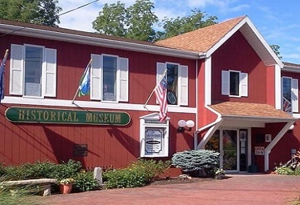 Photo of the Lake Erie Island Resale Shop