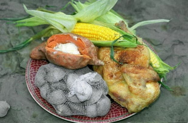 Picture of the Put-in-Bay Clambake
