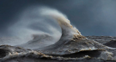 Photo of high waves that sank many ships in Put-in-Bay History